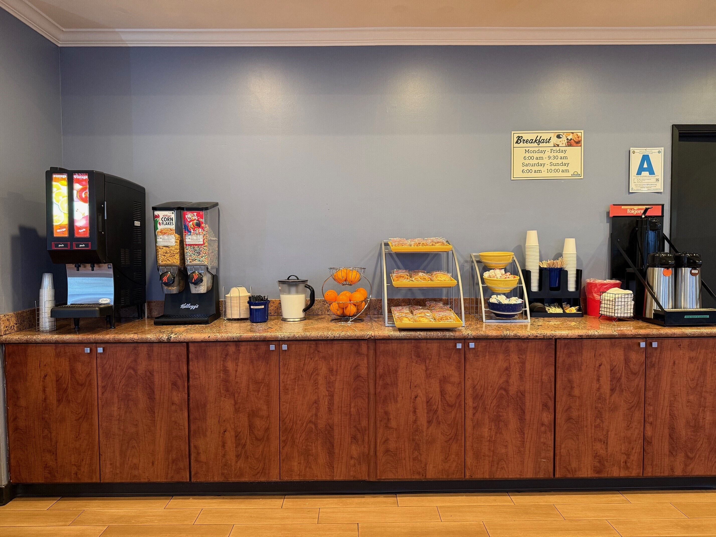 Tägliches inbegriffenes Frühstück zum Mitnehmen