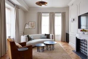 Premium bedding, pillowtop beds, minibar, in-room safe