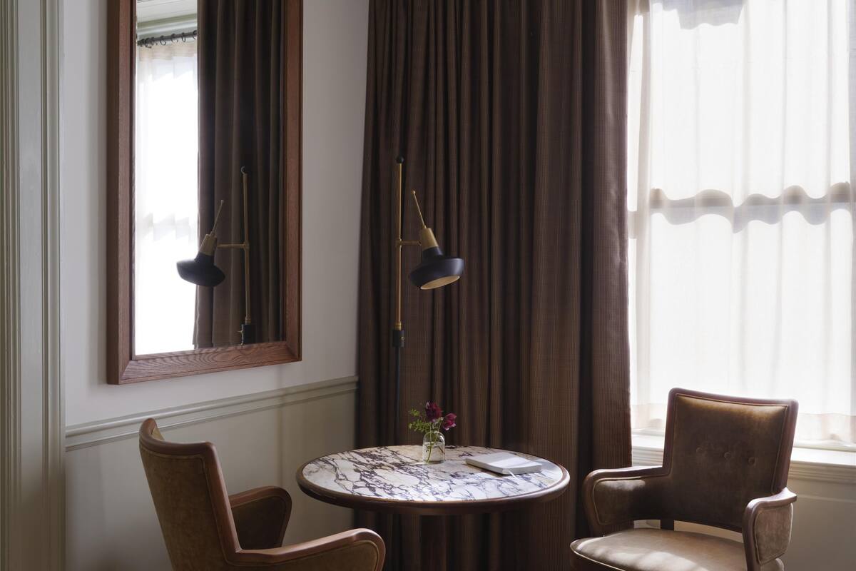 1 bedroom, premium bedding, pillow-top beds, minibar