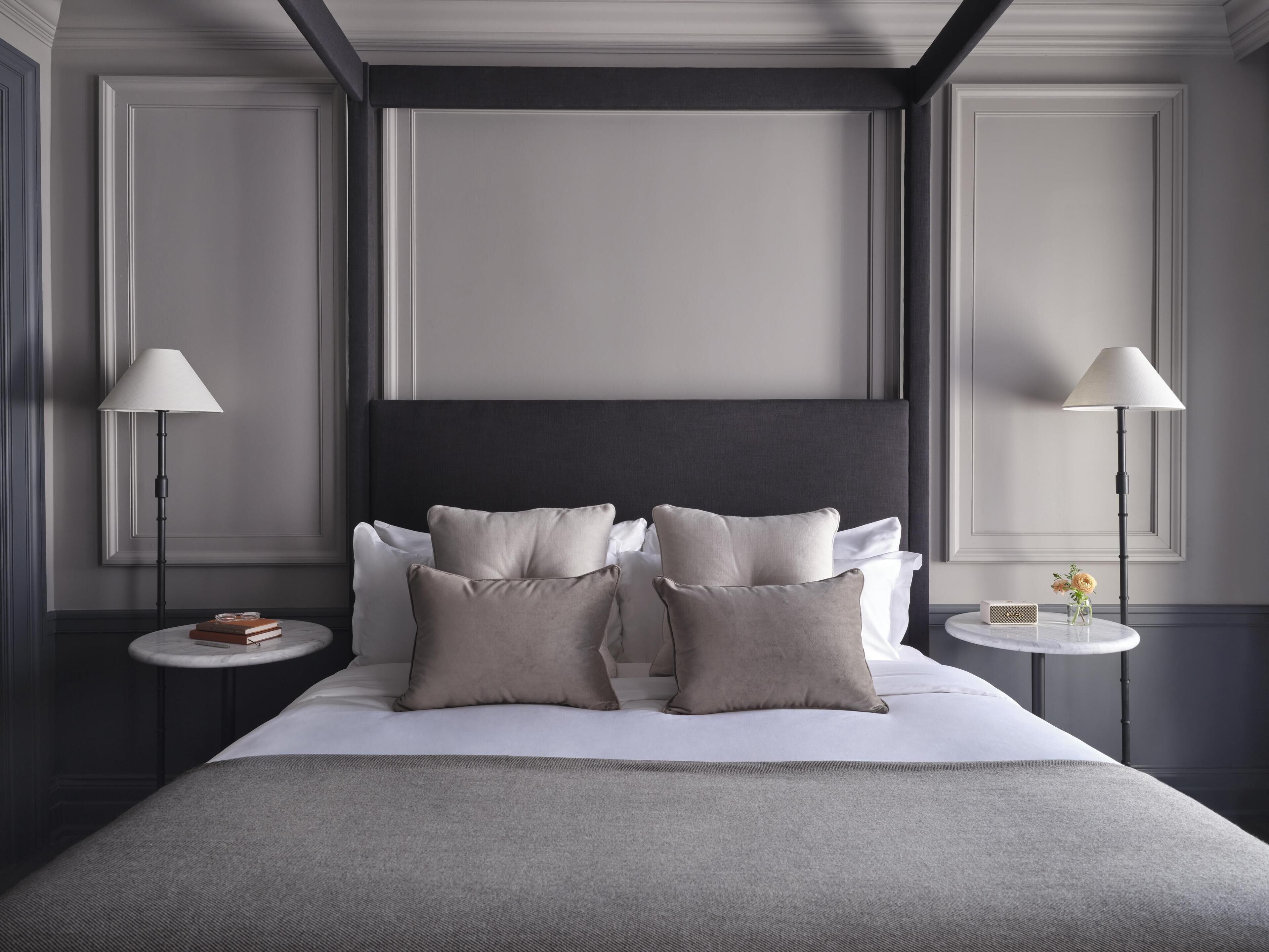 Premium bedding, pillow-top beds, minibar, in-room safe