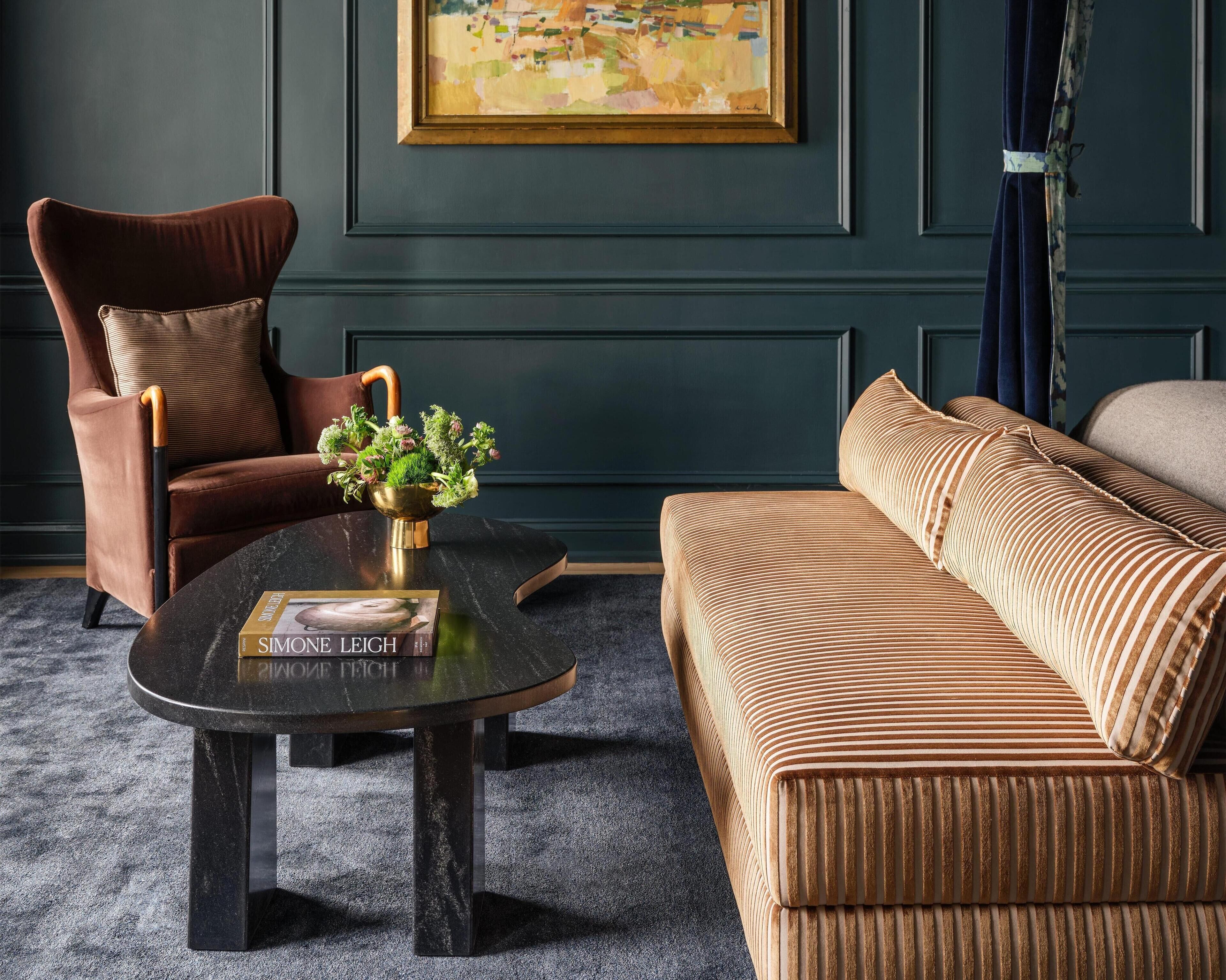 Suite (Arts Suite) | Premium bedding, pillowtop beds, minibar, in-room safe