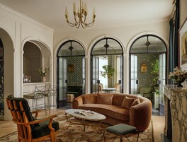 Suite (Arts Suite) | Premium bedding, pillowtop beds, minibar, in-room safe