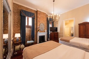 Chambre Prestige, 2 grands lits, non-fumeur | 1 chambre, coffre-fort, fer et planche à repasser