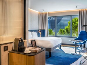 Executive Room, 1 Queen Bed with Sofa bed | Premium bedding, minibar, in-room safe, desk - Hotel Pullman Madrid Airport & Feria (Madrid)