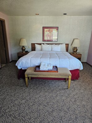 Deluxe-Suite, 1 King-Bett, Whirlpool