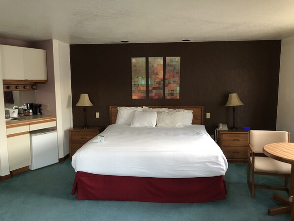 Suite Deluxe, 1 très grand lit, bain à remous