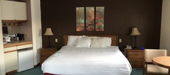Travelodge by Wyndham Mackinaw City