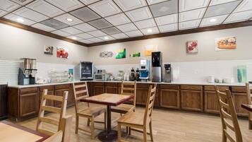 Colazione a buffet inclusa