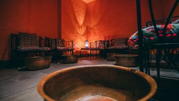 Couples treatment room(s), sauna, hot tub, steam room, body treatments