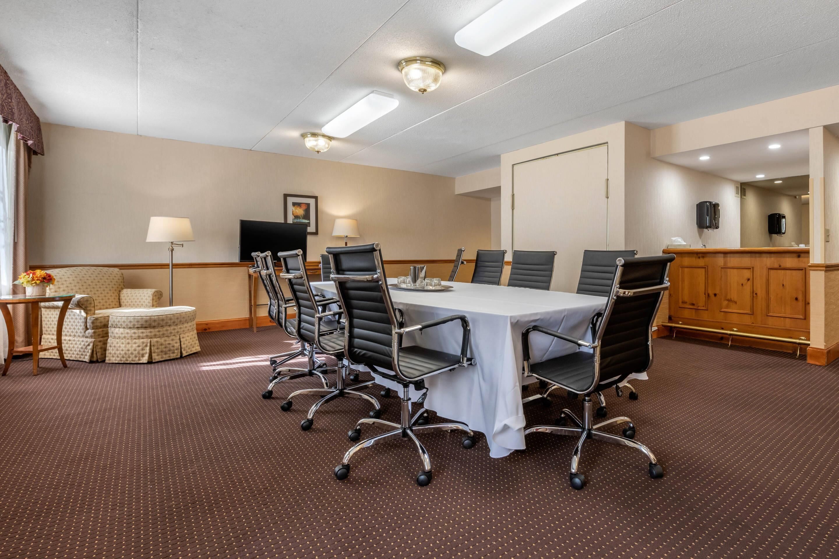 Meeting facility