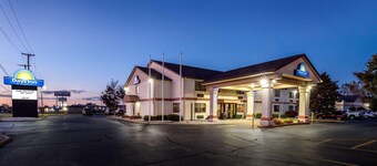 Days Inn by Wyndham Hillsdale
