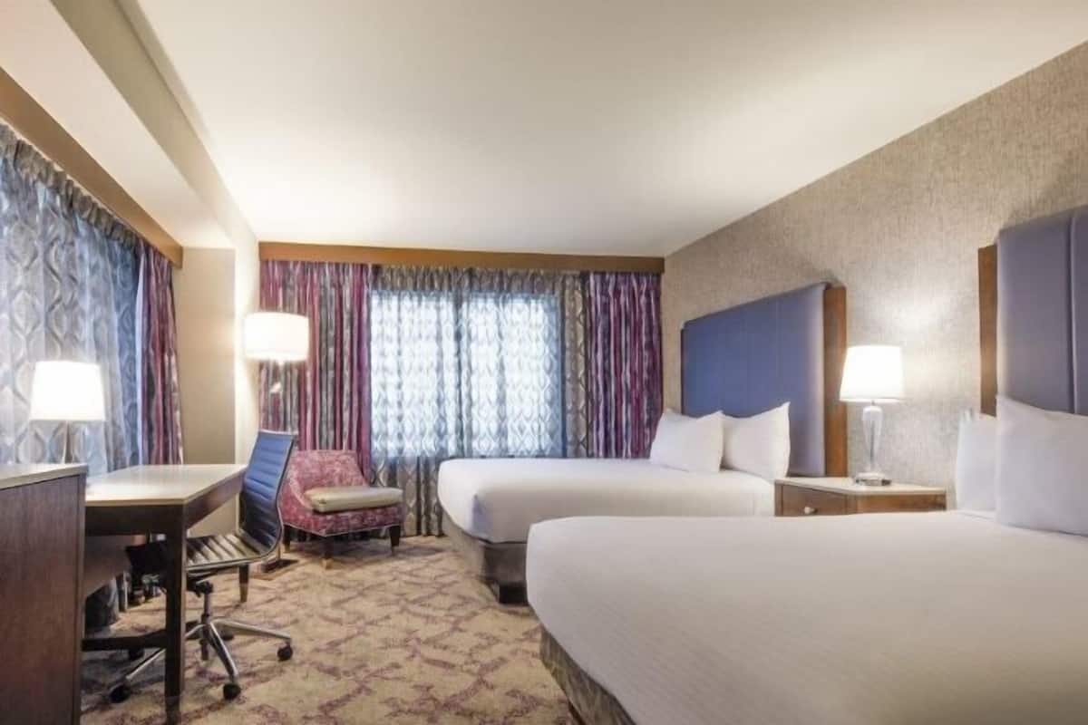 Premium bedding, pillow-top beds, in-room safe, desk