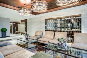 Couples treatment rooms, sauna, hot tub, steam room, body treatments