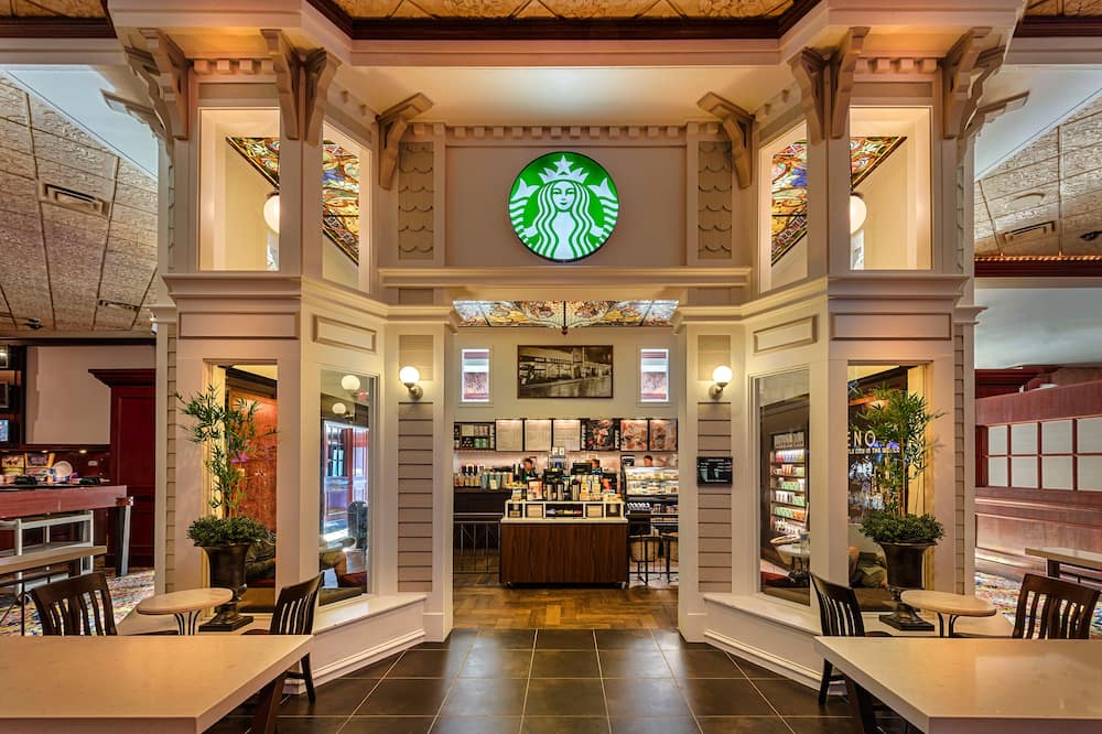 Silver Legacy Reno- A Caesars Rewards Destination