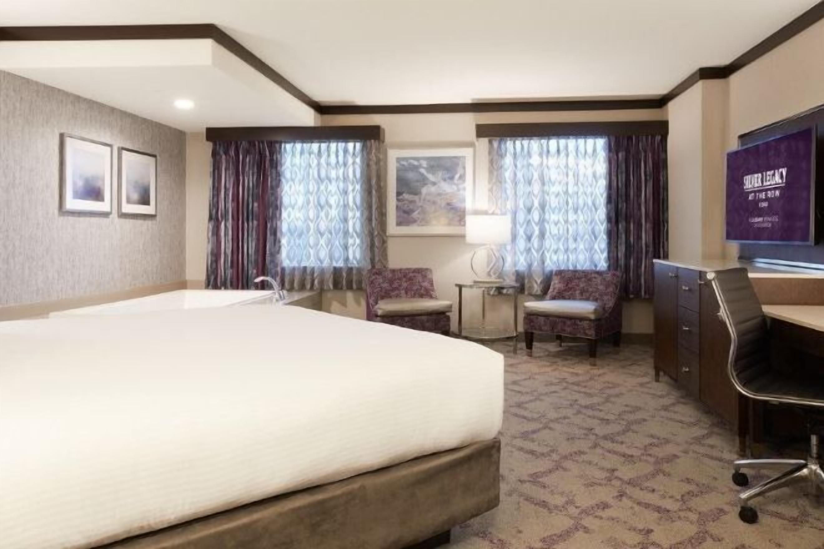 Premium bedding, pillowtop beds, in-room safe, desk