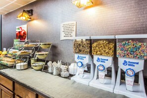 Free daily on-the-go breakfast - Quality Inn Black Mountain-Asheville East (Black Mountain)