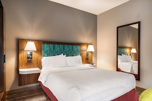 Room, 1 Queen Bed, Accessible, Bathtub