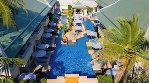 6 outdoor pools, open 9:00 AM to 7:00 PM, pool umbrellas, sun loungers - Holiday Inn Resort Phuket by IHG (Patong)