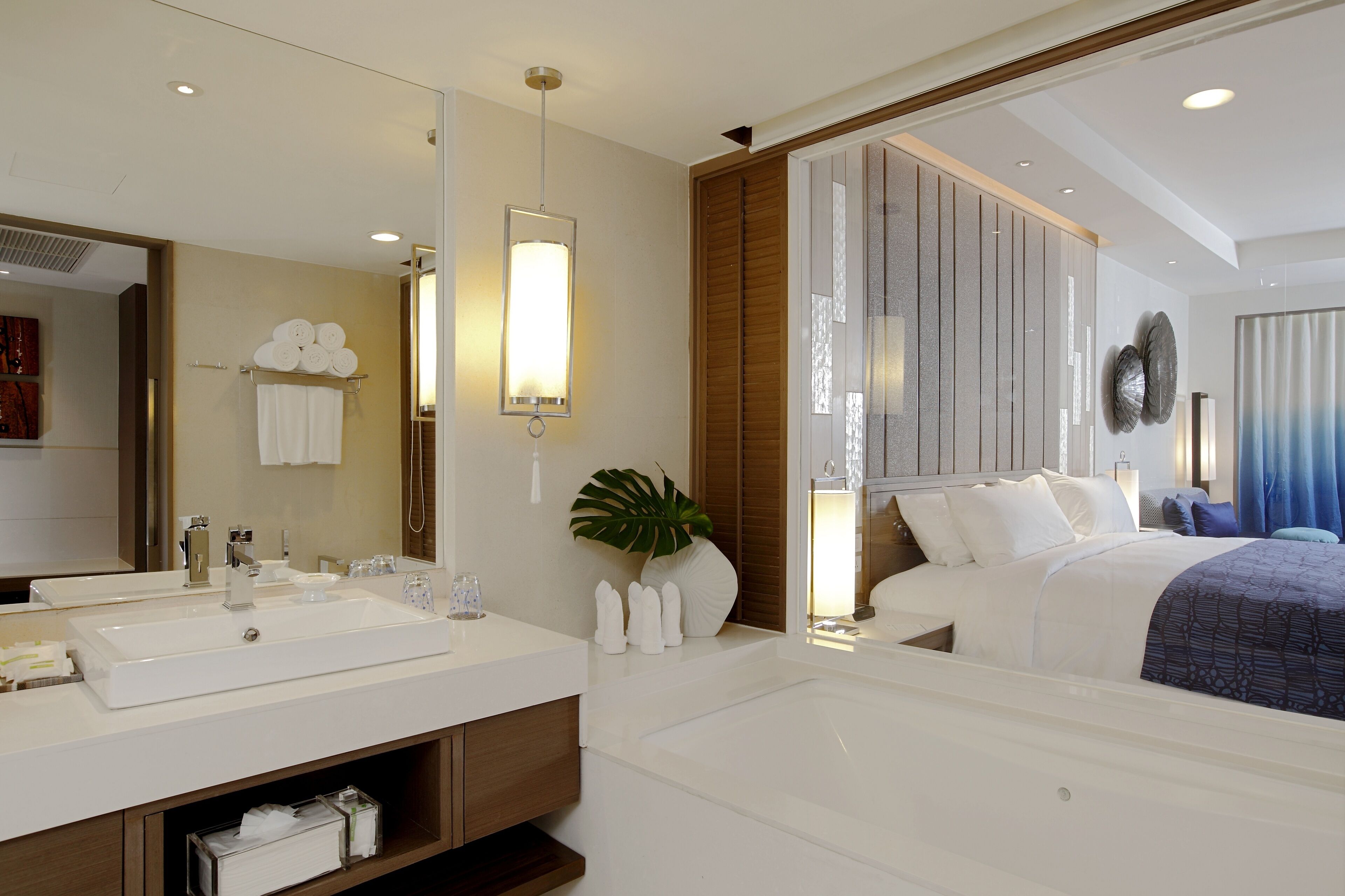 Room amenity