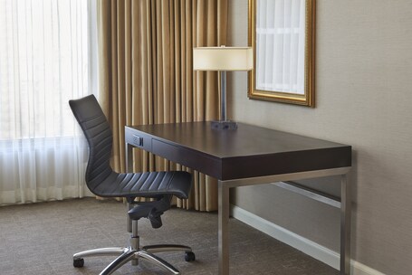 InterContinental Toronto Centre, an IHG Hotel - Image 39