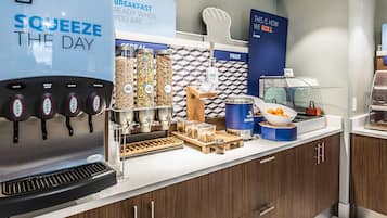Free daily continental breakfast