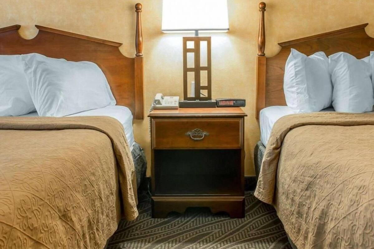 In-room safe, desk, laptop workspace, iron/ironing board