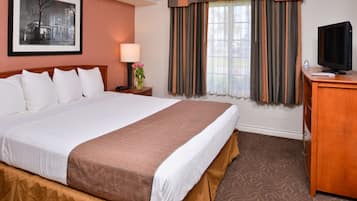 Suite, Multiple Beds, Non Smoking, Refrigerator & Microwave (Larger Room) | In-room safe, desk, laptop workspace, blackout drapes