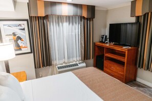 Suite, Multiple Beds, Non Smoking, Refrigerator & Microwave (Larger Room) | In-room safe, desk, laptop workspace, blackout drapes
