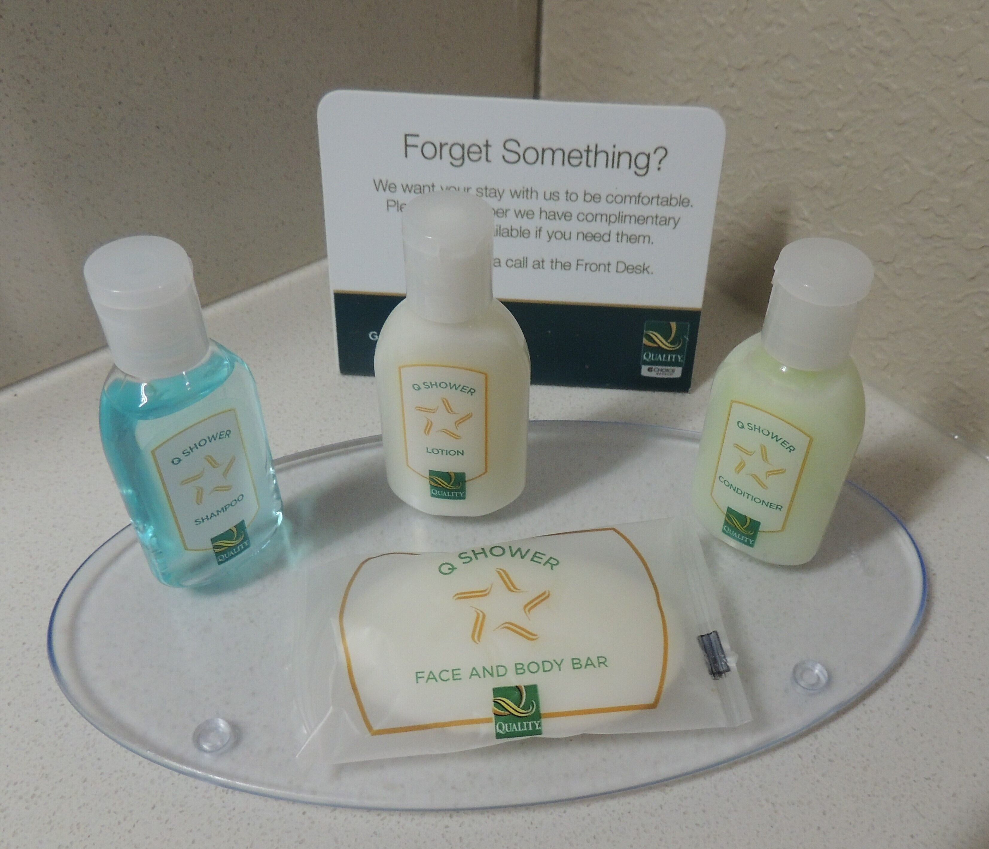 combined shower/bathtub, eco-friendly toiletries, hair dryer, towels