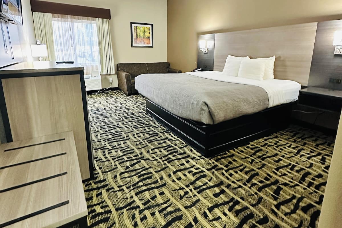 أغطية فراش متميزة ومكتب ومساحة عمل للكمبيوتر المحمول ومكواة/لوح كي