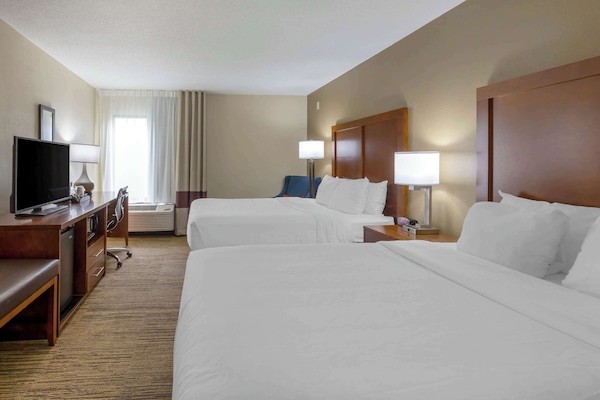 Suite, Multiple Beds, Non Smoking (Upgrade) | Desk, laptop workspace, blackout drapes, iron/ironing board