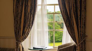 Desk, iron/ironing board, free WiFi, bed sheets