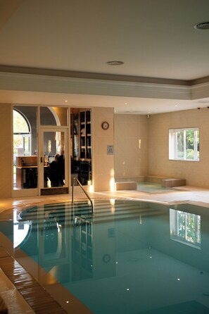 Sauna, steam room, body treatments, hot stone massages