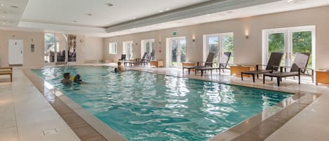Piscina coberta i gandules
