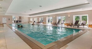 Indoor pool, pool loungers