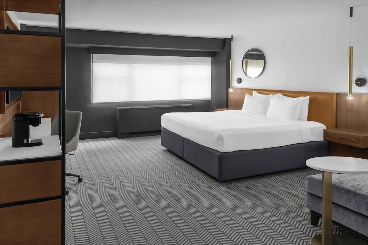 Standard Room, 1 King Bed | 1 bedroom, Egyptian cotton sheets, premium bedding, down comforters