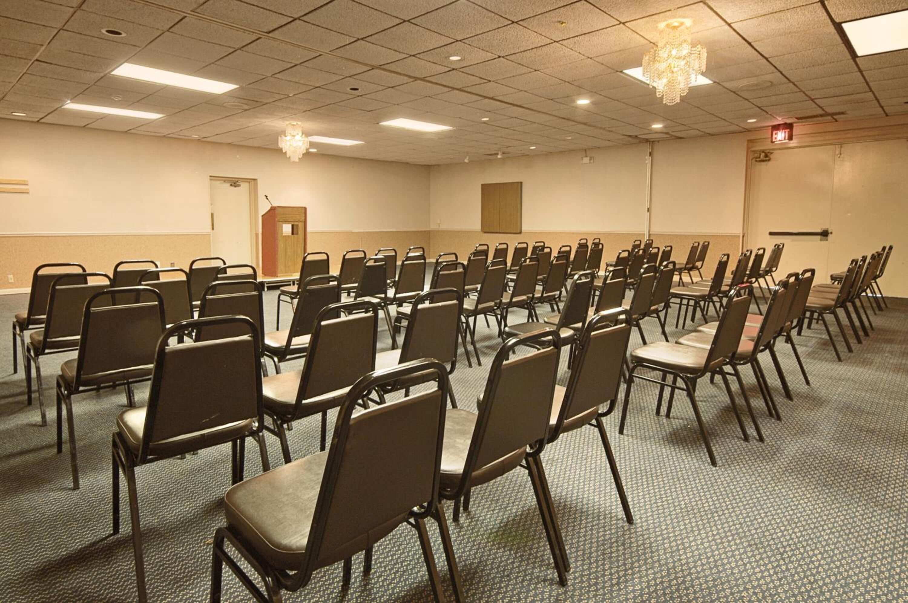 Photo - Columbus Grand Hotel & Banquet Center