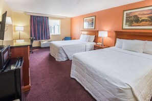 Pillow-top beds, in-room safe, desk, laptop workspace - Columbus Grand Hotel & Banquet Center (Columbus)