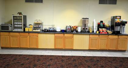 Columbus Grand Hotel & Banquet Center