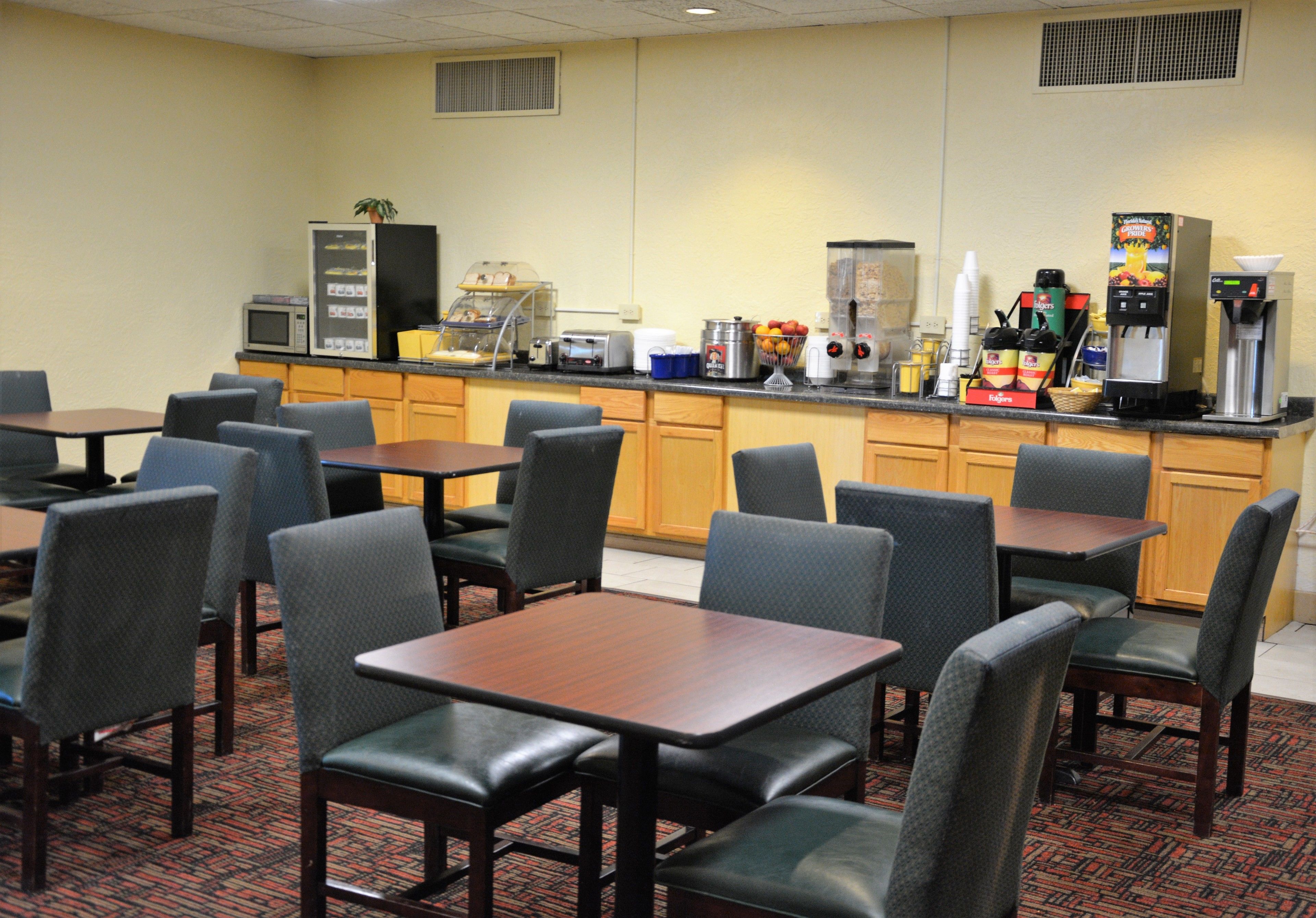 อาหารเช้าแบบบุฟเฟต์