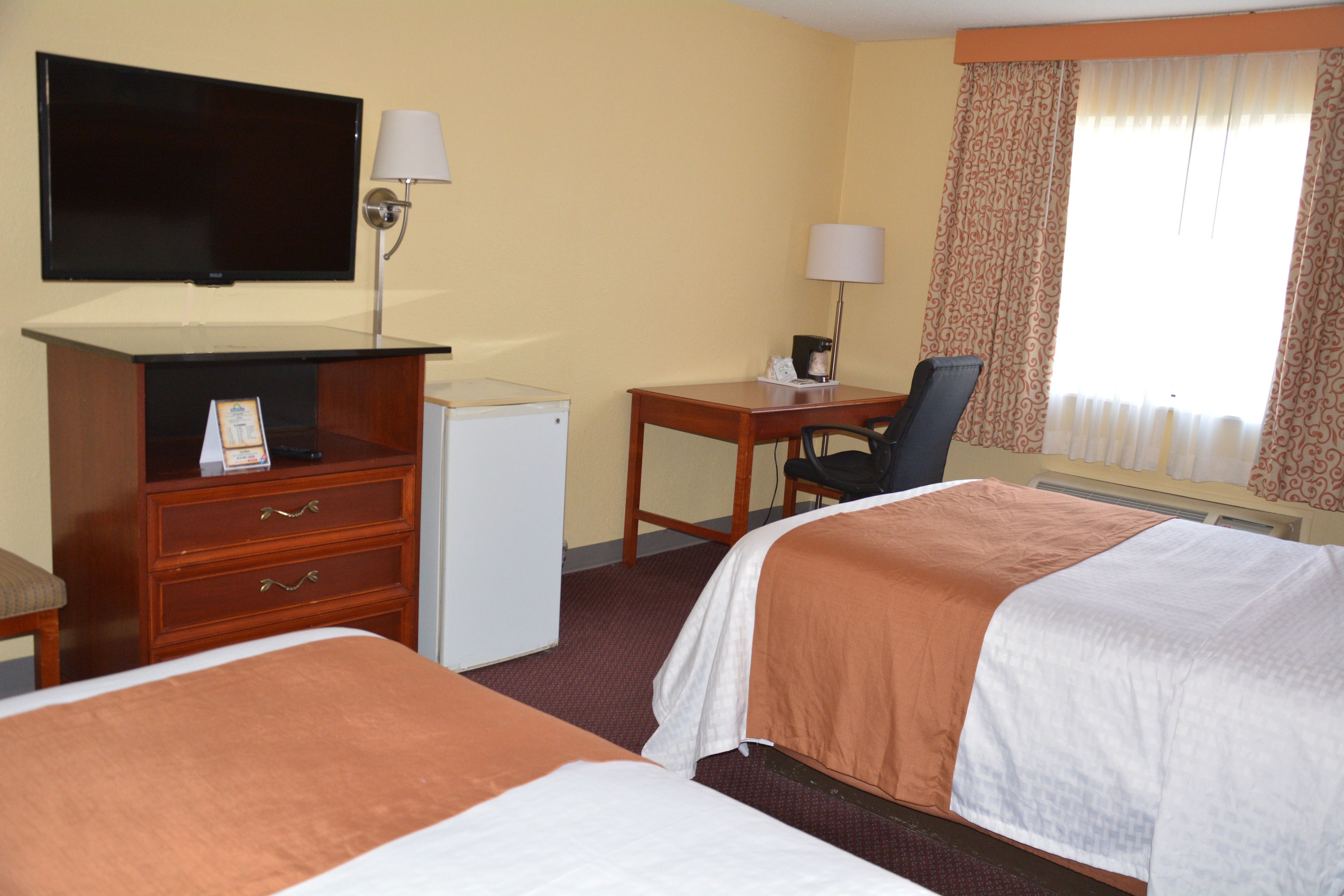 Photo - Columbus Grand Hotel & Banquet Center