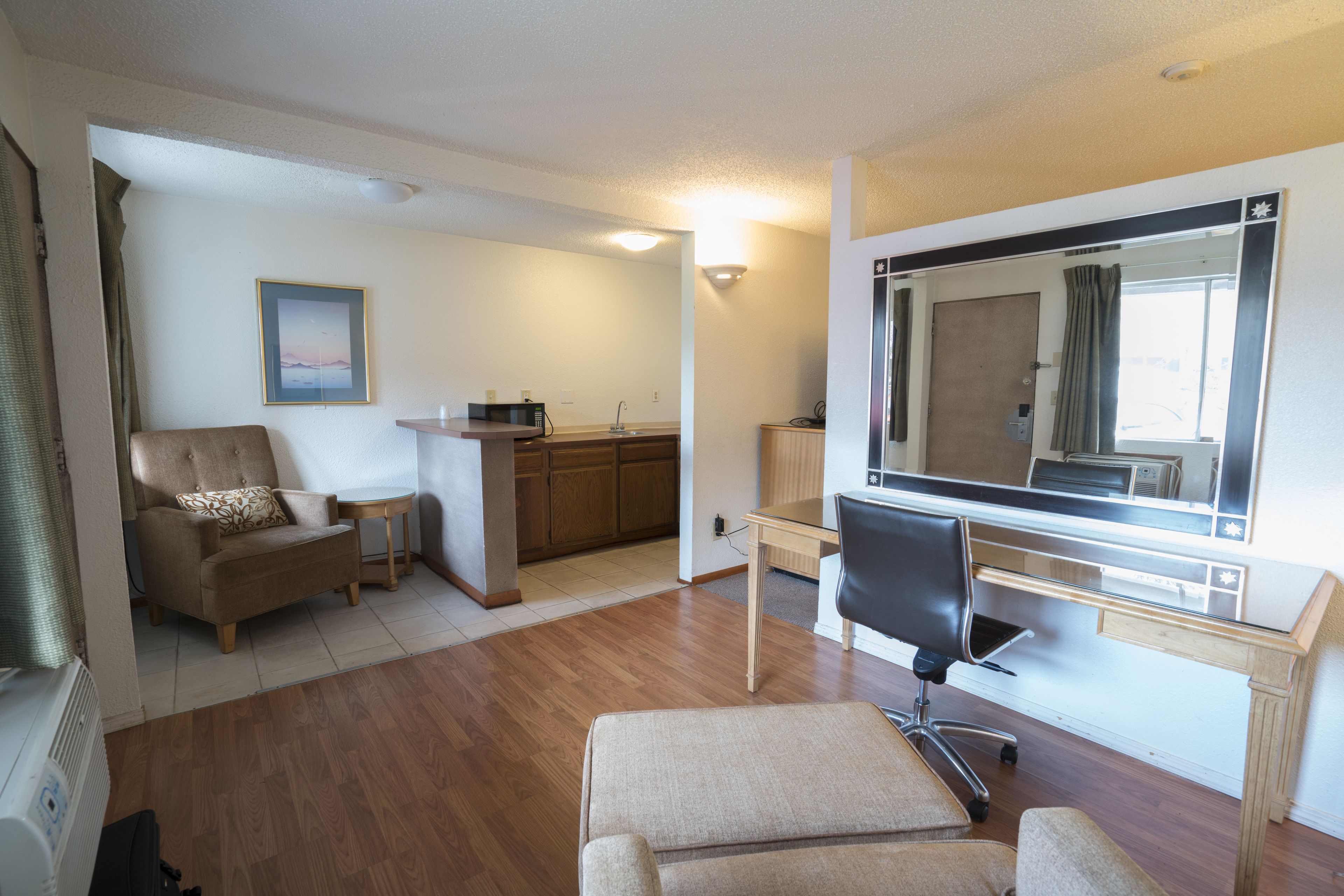 Cunas, wifi gratis y ropa de cama 