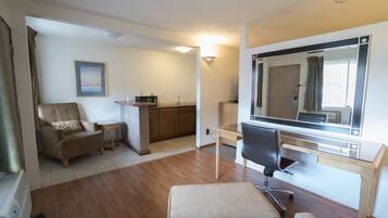 Standaard kamer, 1 queensize bed | Babybedden, gratis wifi, beddengoed