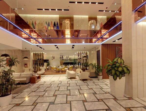 Lobby-Lounge