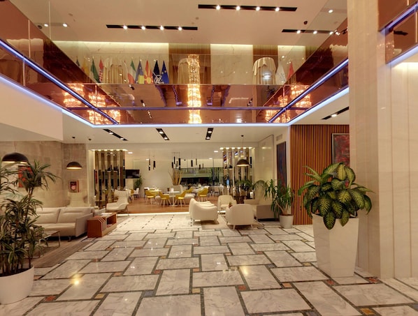 Lobby-Lounge