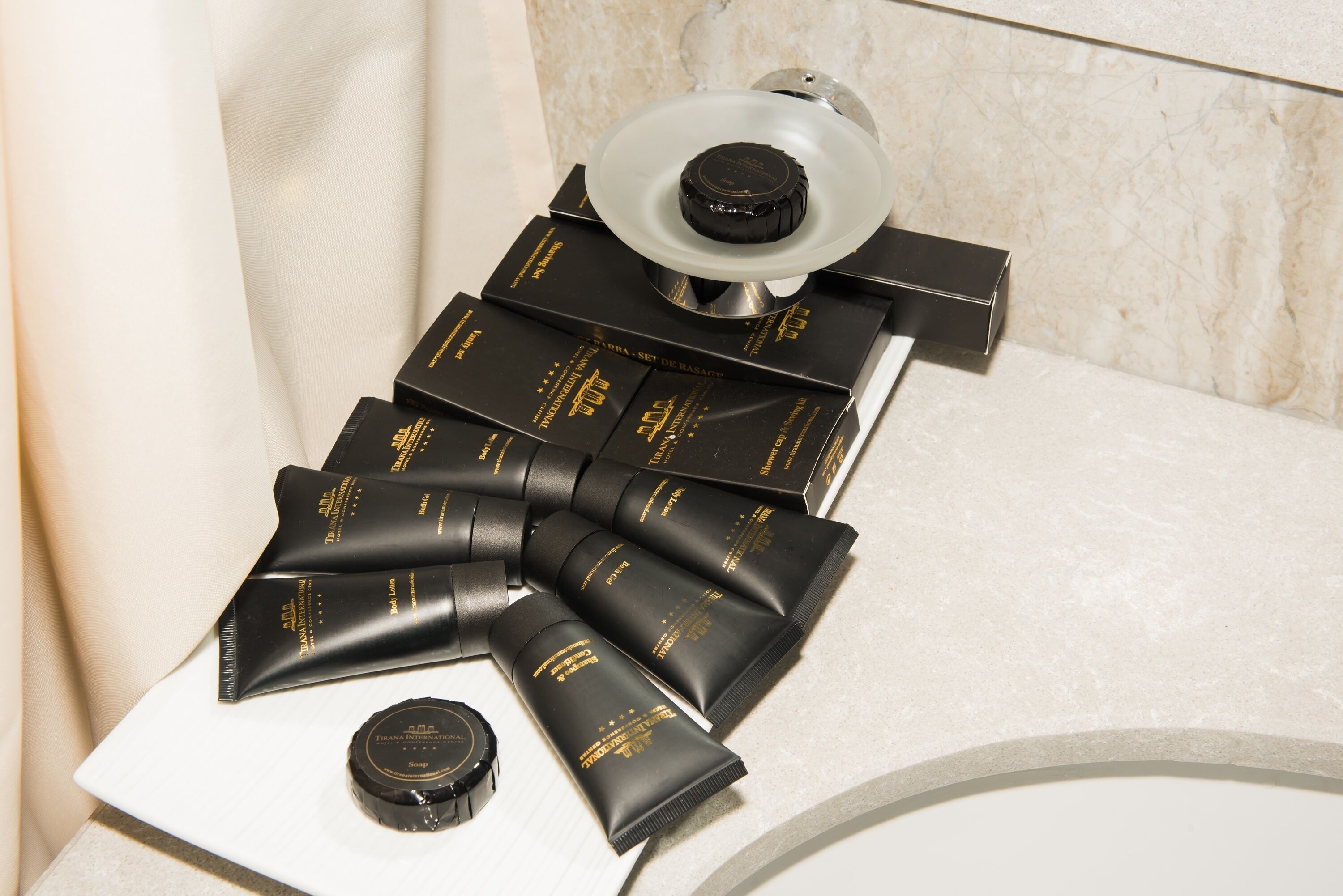 standard double room | bathroom | rainfall showerhead, free toiletries, hair dryer, bathrobes