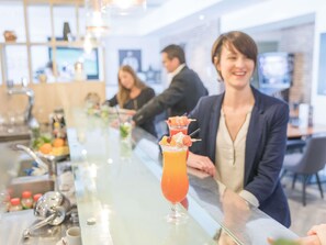 Bar (on property) - Novotel Grenoble Centre (Grenoble)