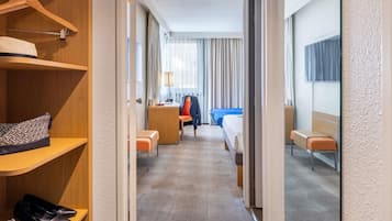 Classic Room, 1 Double Bed with Sofa bed | Premium bedding, free minibar, in-room safe, desk
