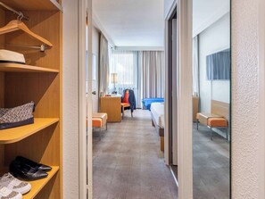Classic Room, 1 Double Bed with Sofa bed | 1 bedroom, premium bedding, free minibar, in-room safe
