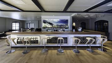 Bar (in der Unterkunft)